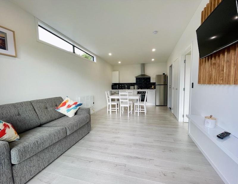 Ohope Villas With Spa,Sauna,Pool, Adults Only Bagian luar foto